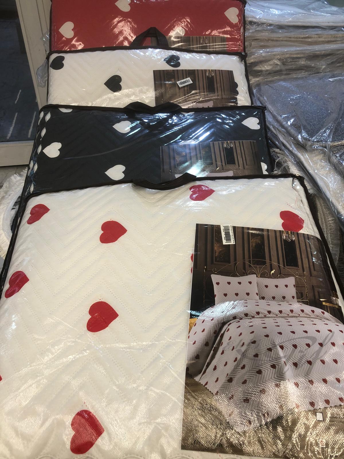 Kalp Çift Kişilik Yatak Örtüsü